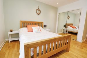 WATERSIDE MARINA- click for photo gallery